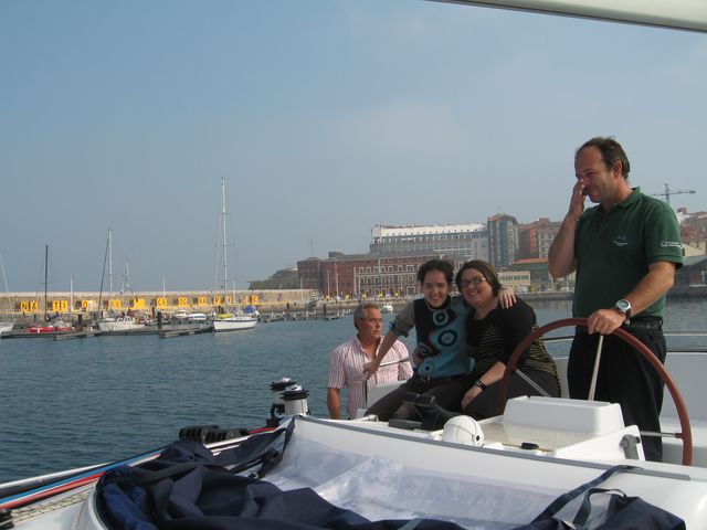 Asturias joven emprenda Navegación catamarán