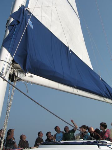 Asturias joven emprenda Navegación catamarán