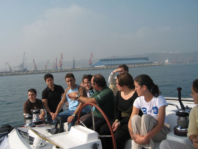 Asturias joven emprenda Navegación catamarán