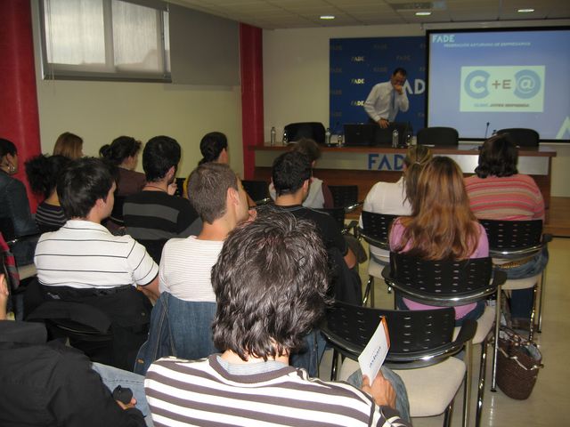 Clinic Joven emprenda Alberto González (Fade)