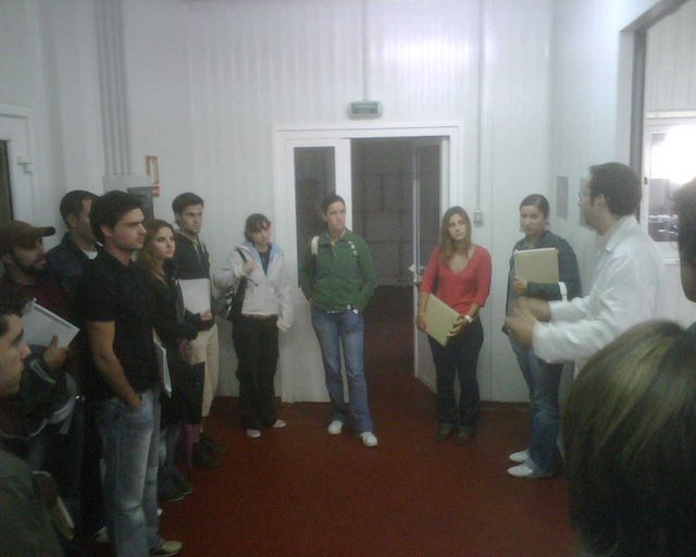 Clinic Joven emprenda Carnicas