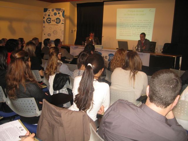 Asturias joven emprenda Ponencia Adriano Mones