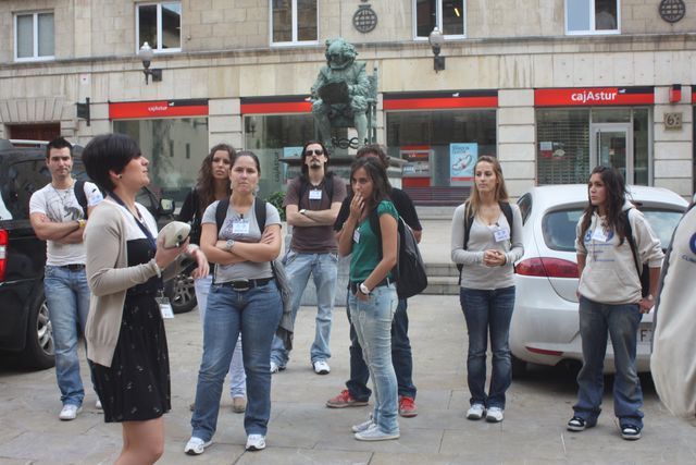 Clinic Joven emprenda Turismo por Avilés