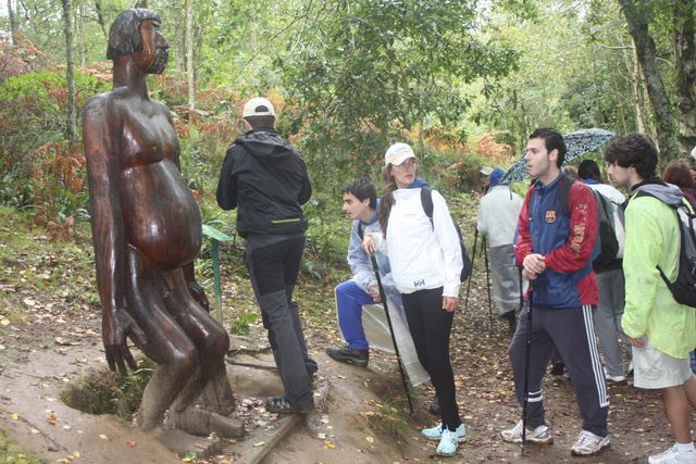 Asturias joven emprenda Ruta del Camín Encantáu