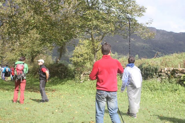 Asturias joven emprenda Ruta del Camín Encantáu