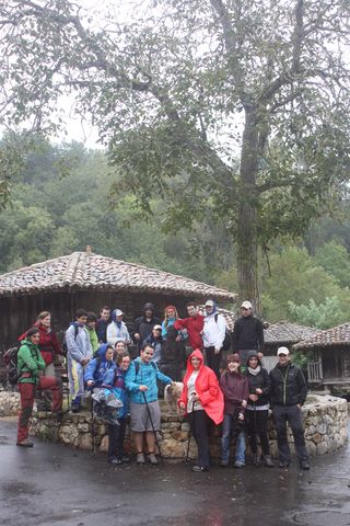 Asturias joven emprenda Ruta del Camín Encantáu