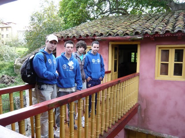 Asturias joven emprenda Ruta del Camín Encantáu