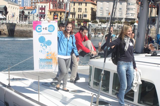 Asturias joven emprenda Catamarán