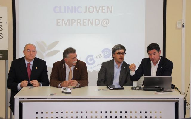 Asturias joven emprenda Presentación CLINIC en Luarca