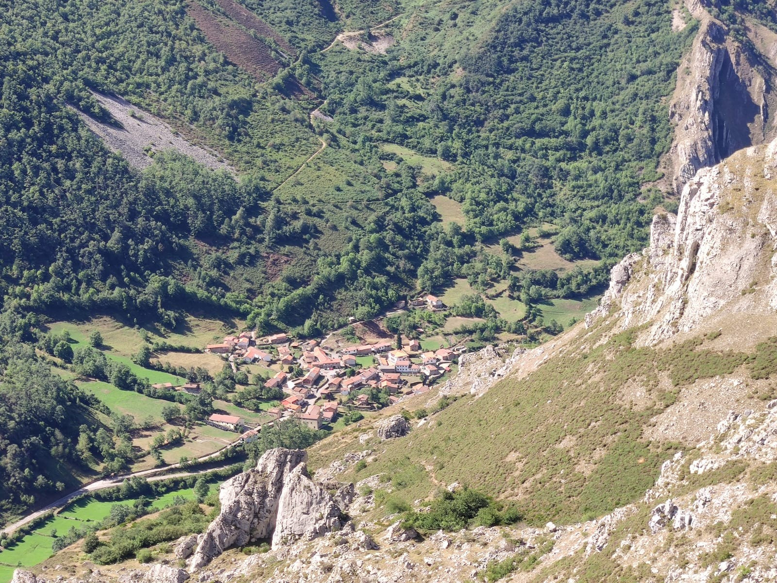 Asturias joven emprenda Comida Picnic vistas