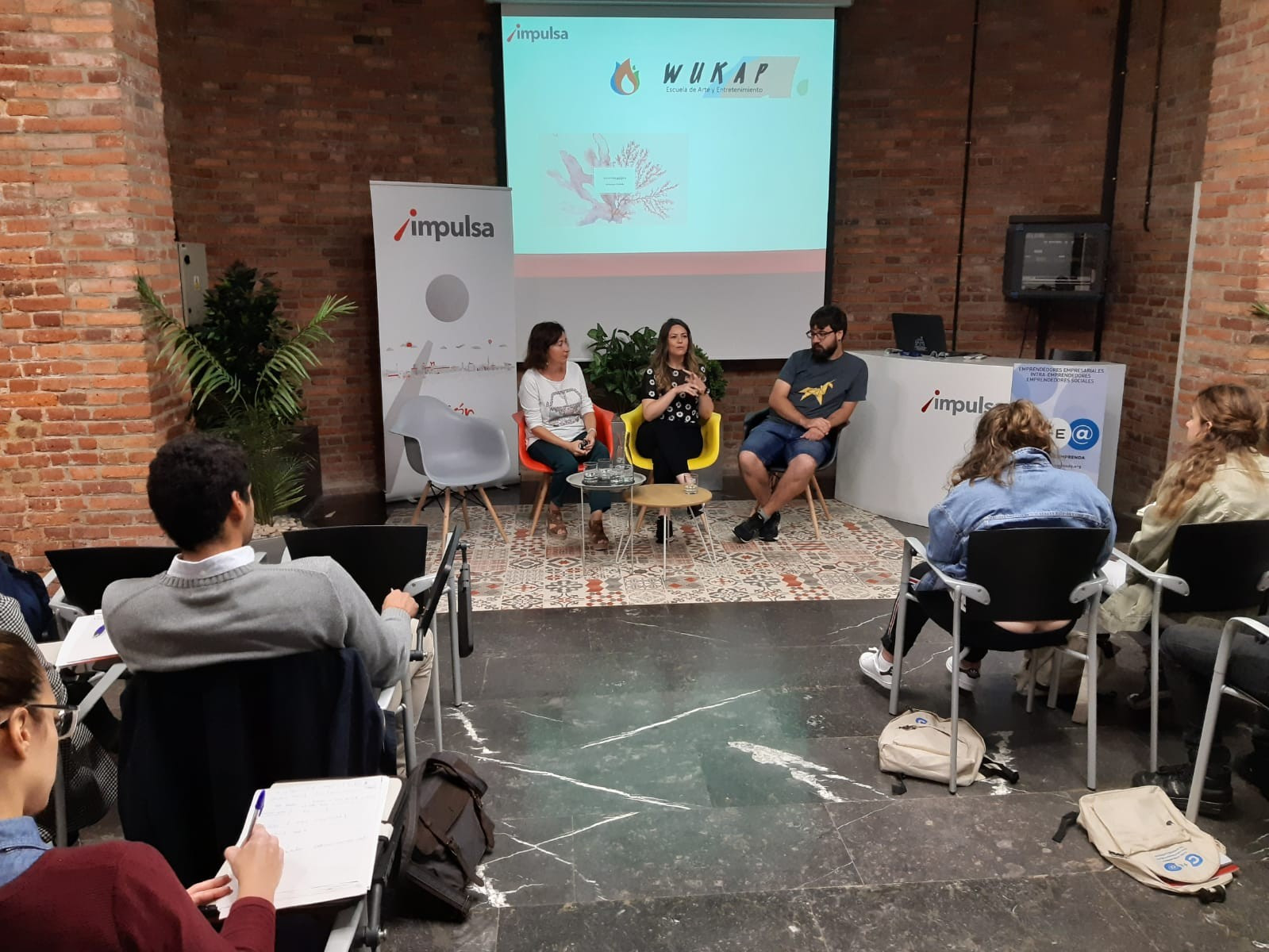 Asturias joven emprenda Mesa Proyectos Gijón