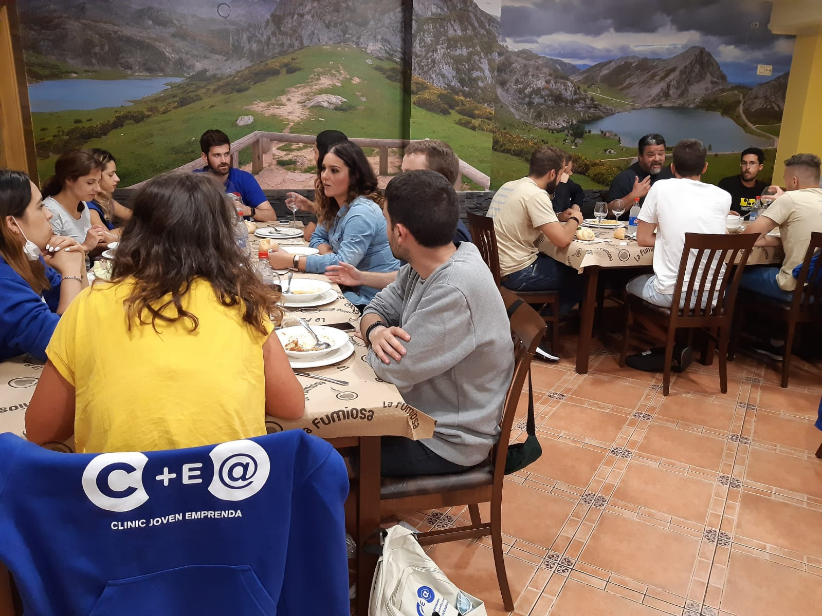 Clinic Joven emprenda Comida La Fumiosa Moreda