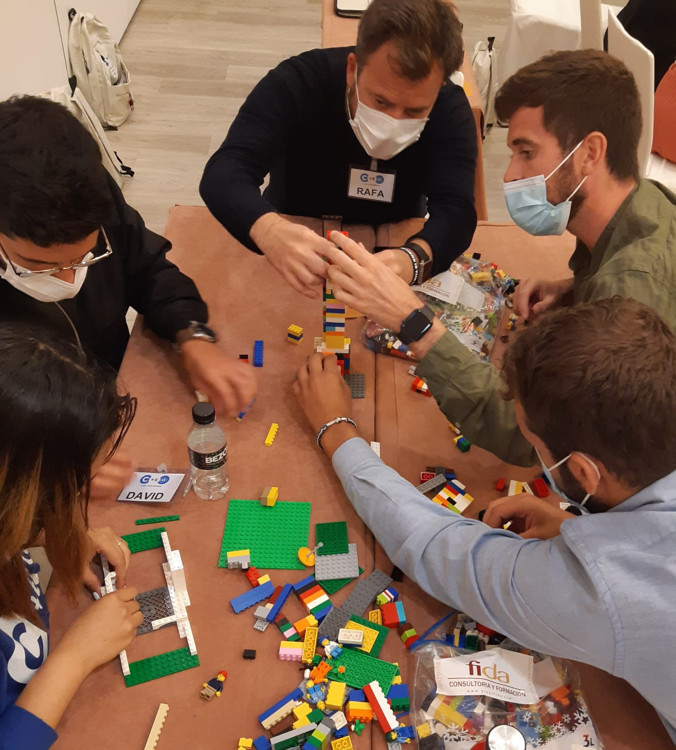 Asturias joven emprenda Taller Lego