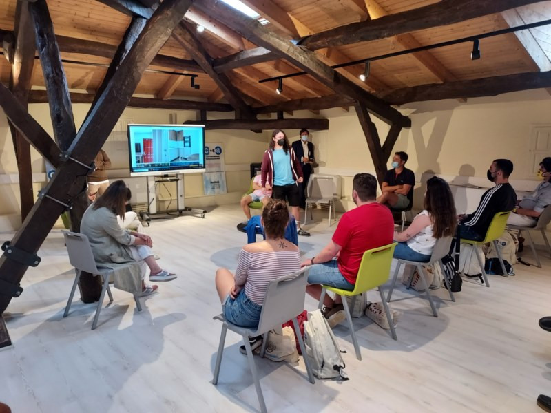 Asturias joven emprenda Mesa Cliniqueros