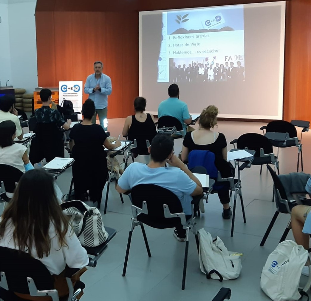 Clinic Joven emprenda Reflexiones Oscar Candás