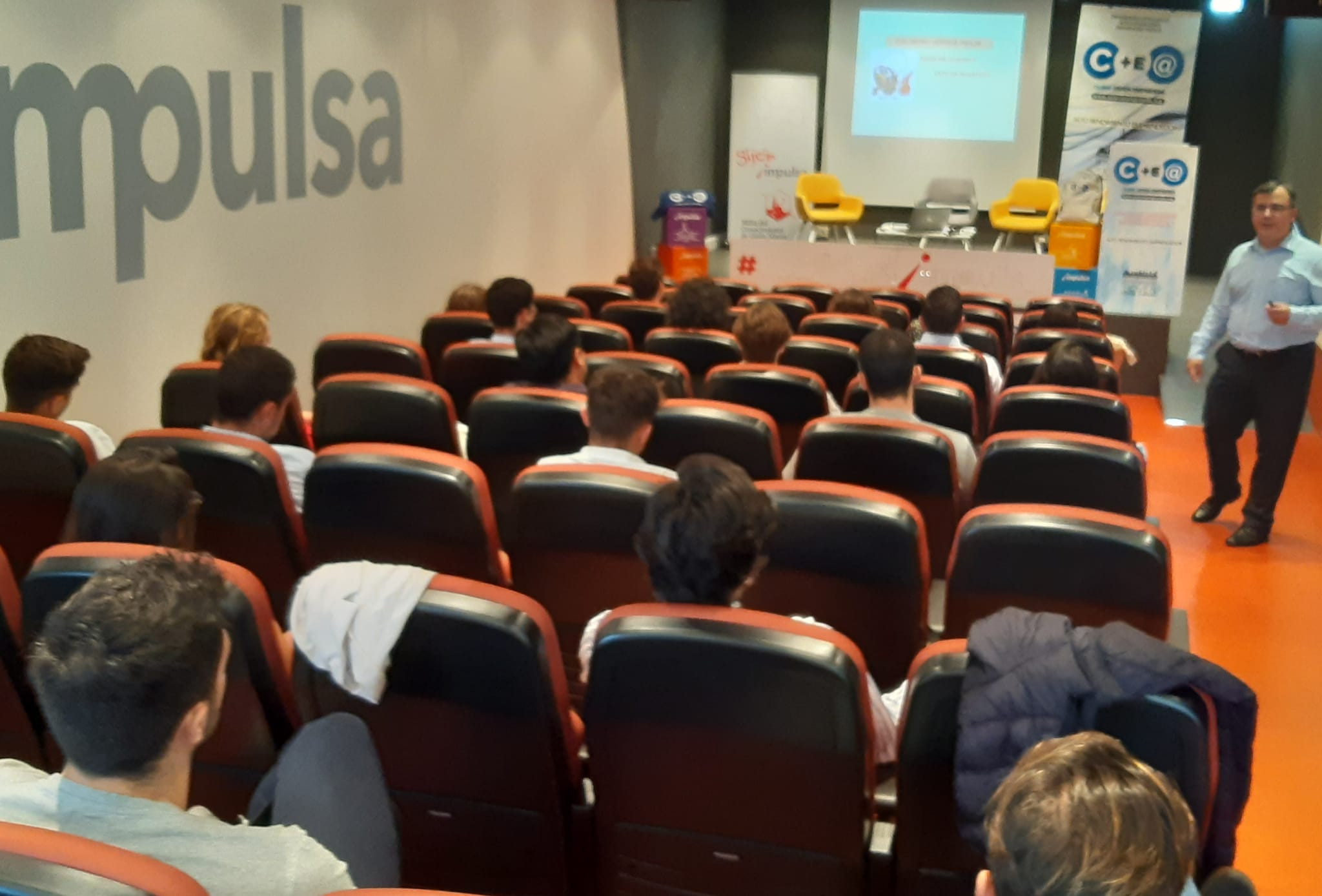 Asturias joven emprenda Sesión optimismo