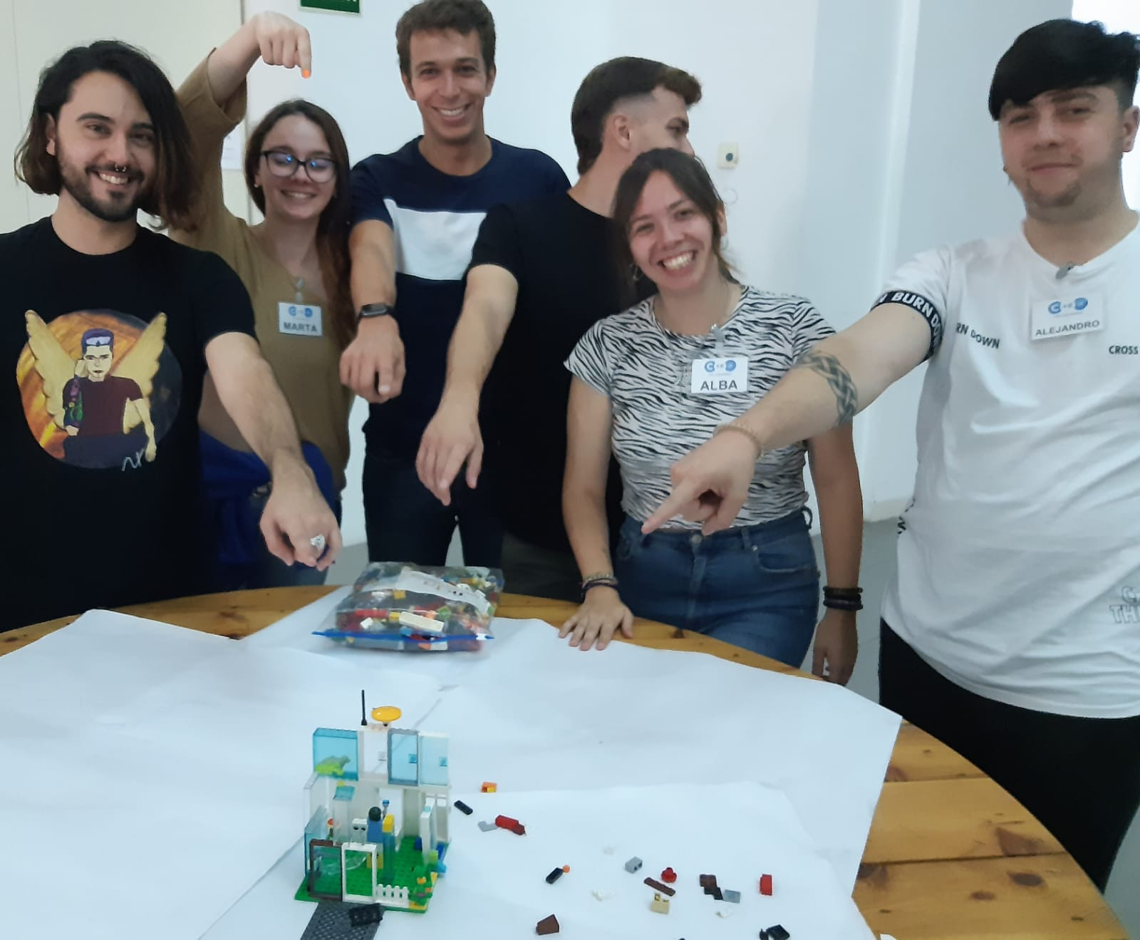 Asturias joven emprenda Taller Lego