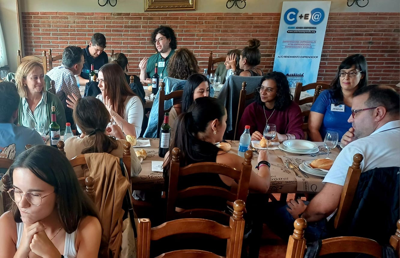 Clinic Joven emprenda Comida