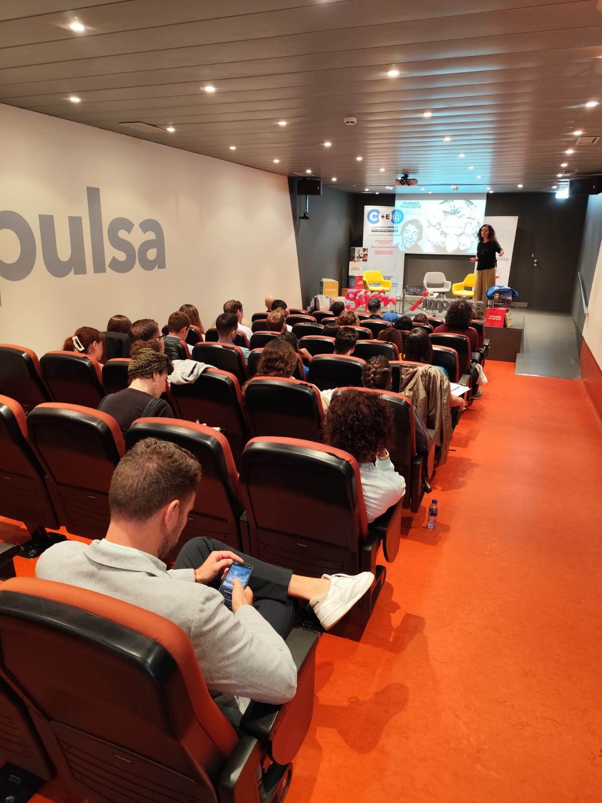 Asturias joven emprenda Ponencia clausura OKTicket