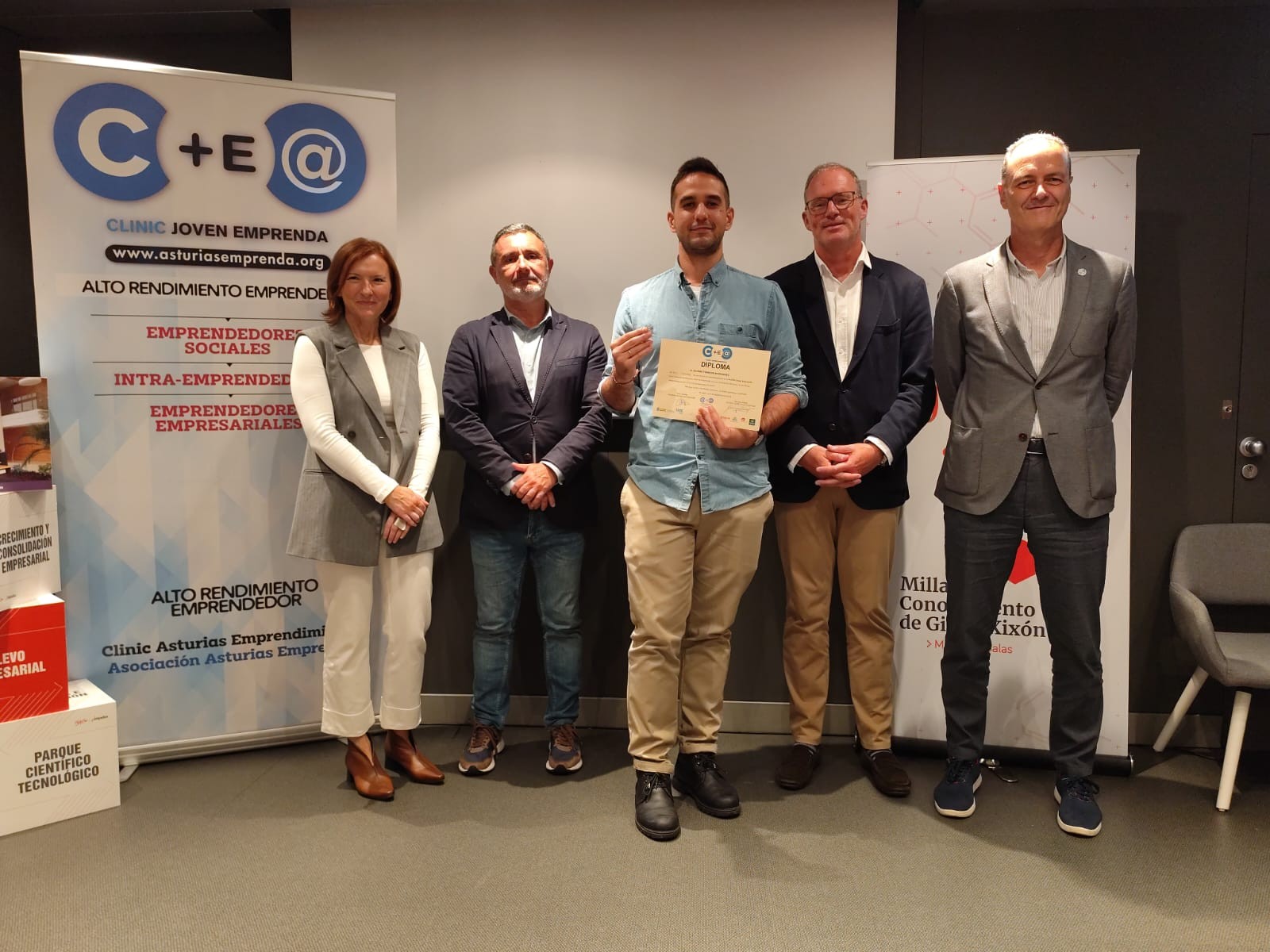 Asturias joven emprenda Diplomas