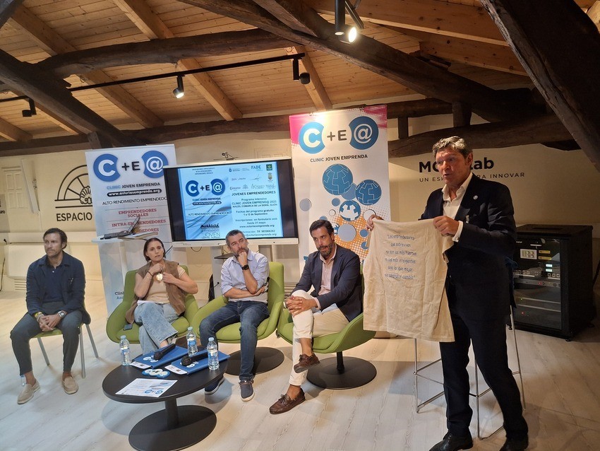 Clinic Joven emprenda Inauguración