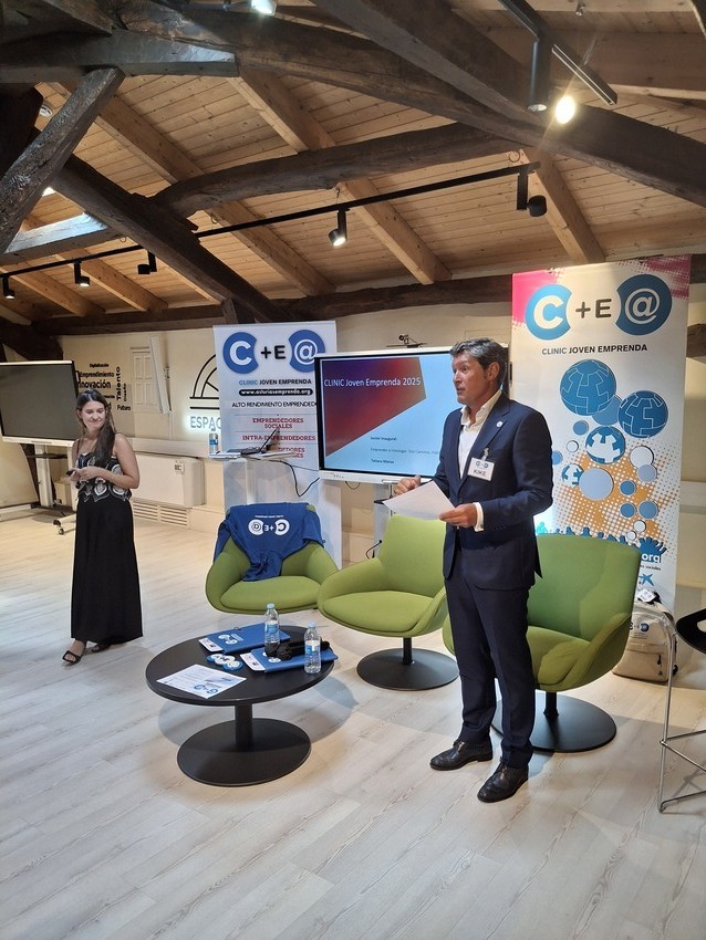 Asturias joven emprenda Ponencia Tatiana Manso