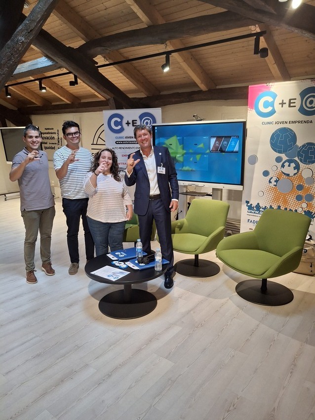 Asturias joven emprenda Cliniqueros