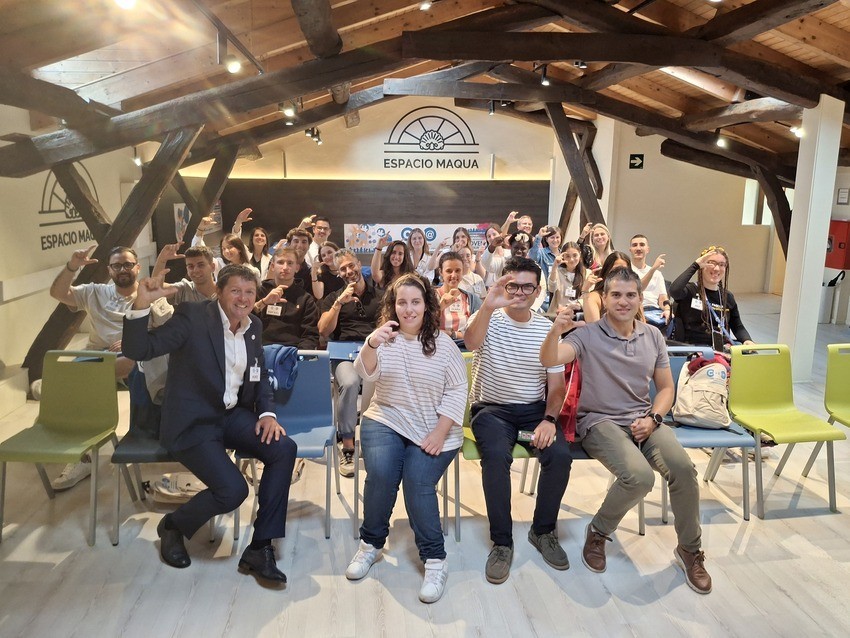 Asturias joven emprenda Cliniqueros