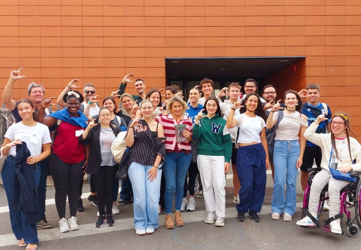 Clinic Joven emprenda Factoria Cultural