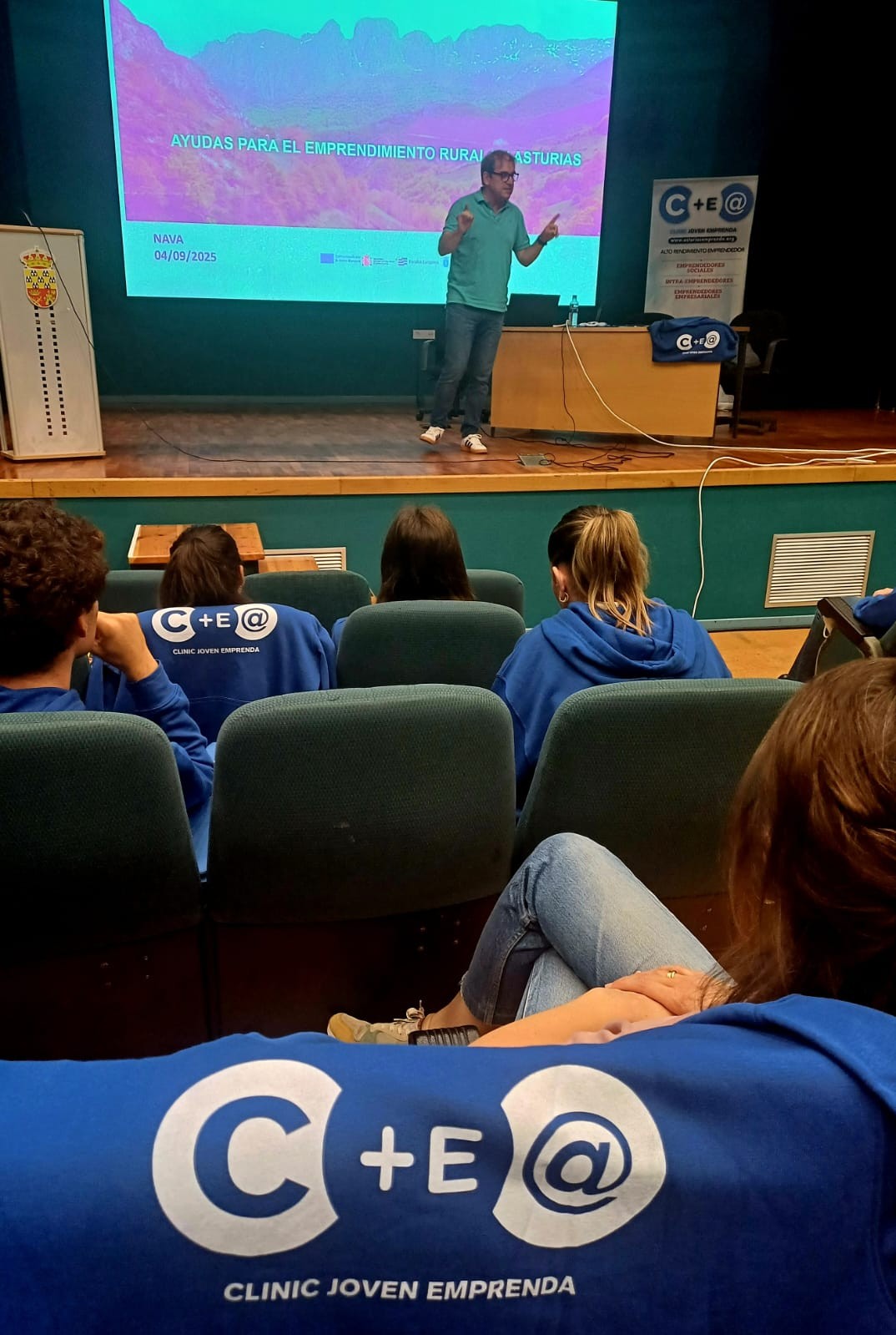 Clinic Joven emprenda Reader