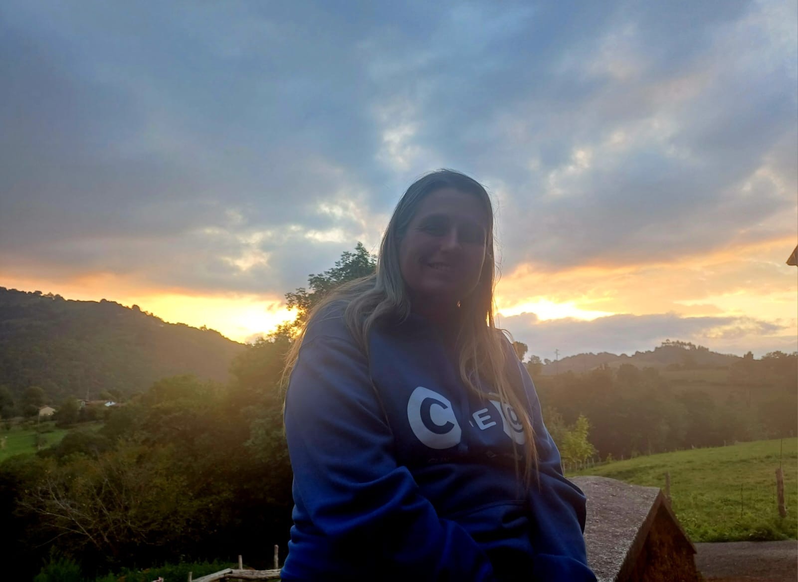 Clinic Joven emprenda Cena Albergue