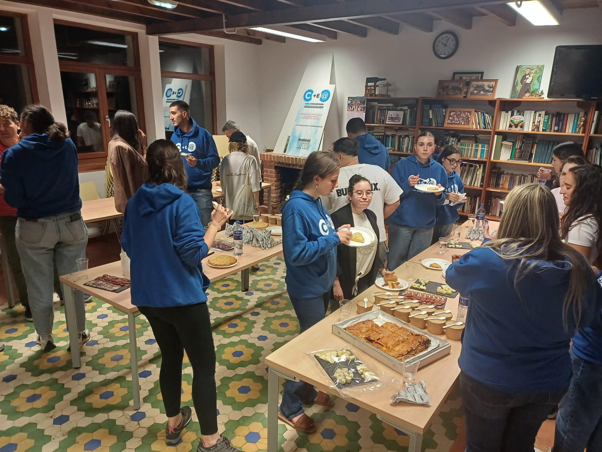 Asturias joven emprenda Cena Albergue