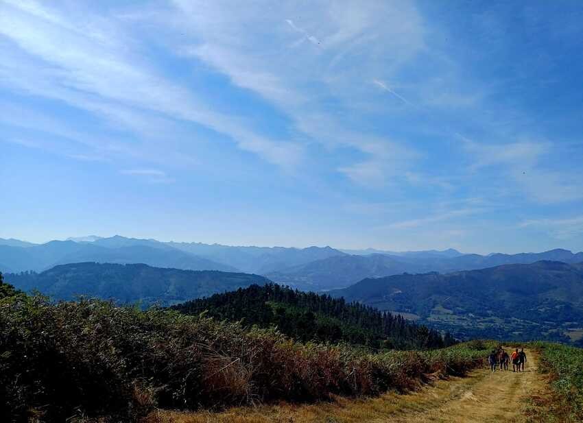 Clinic Joven emprenda Treasure hunt