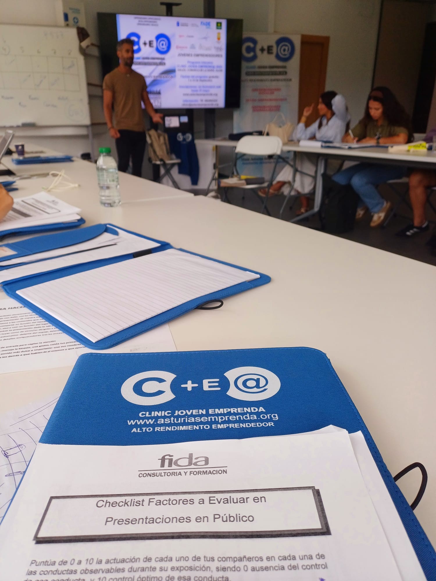 Asturias joven emprenda Elevator Pitch