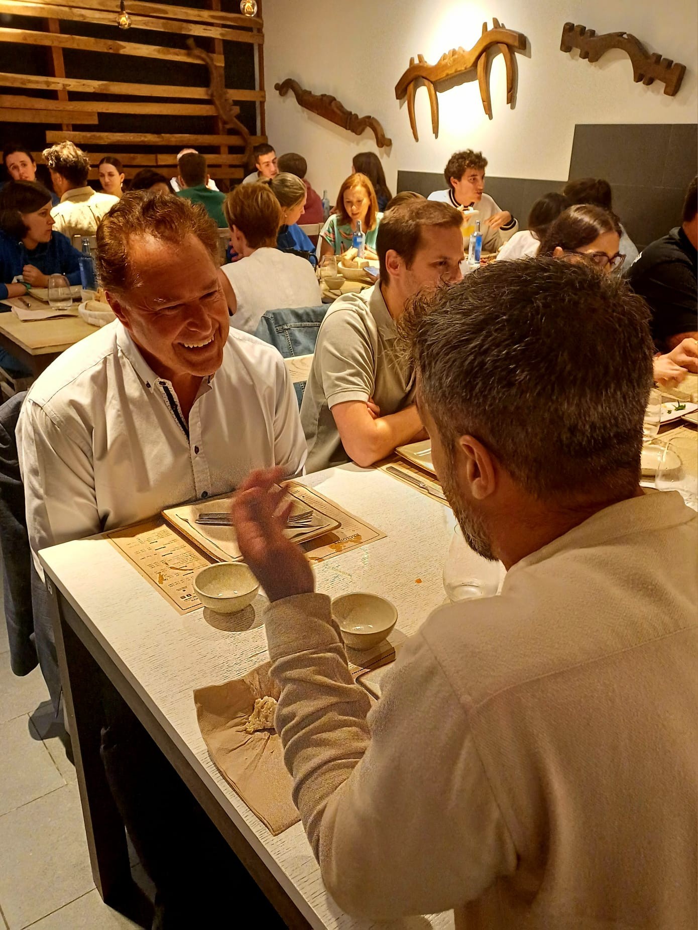 Clinic Joven emprenda Comida