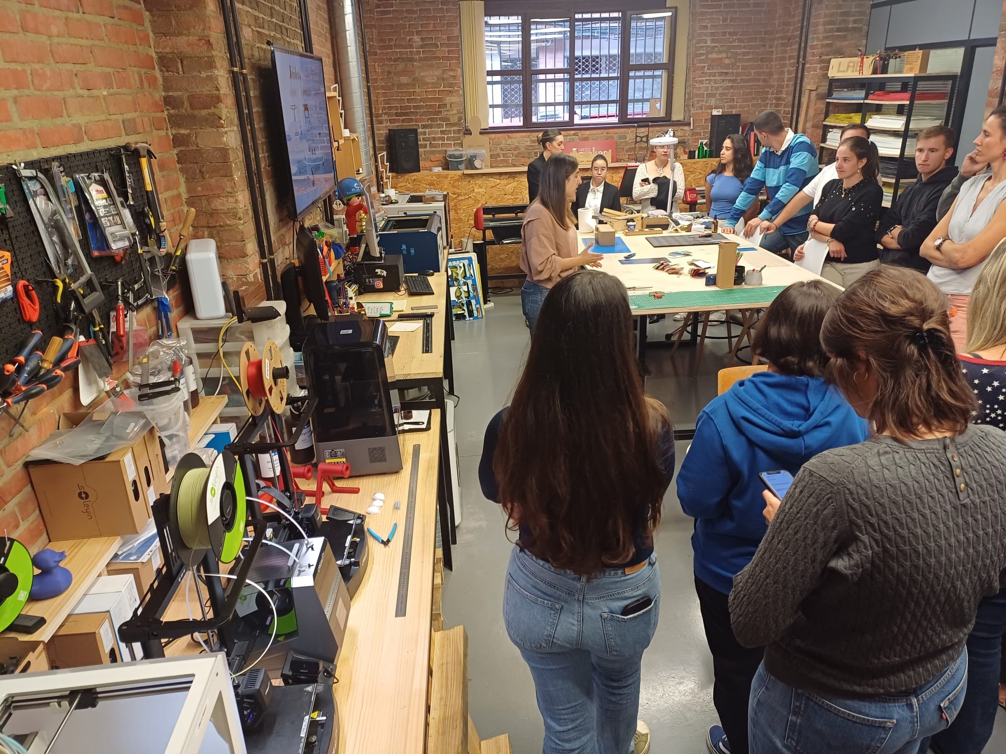 Asturias joven emprenda Centro Maker