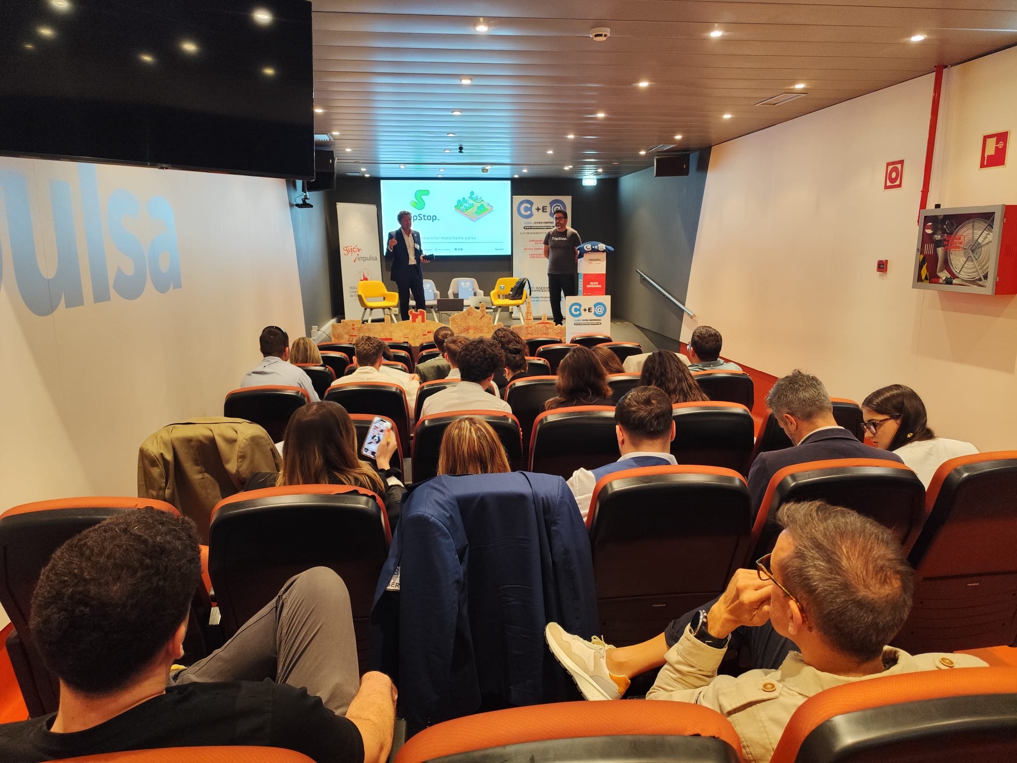 Asturias joven emprenda Tripstop