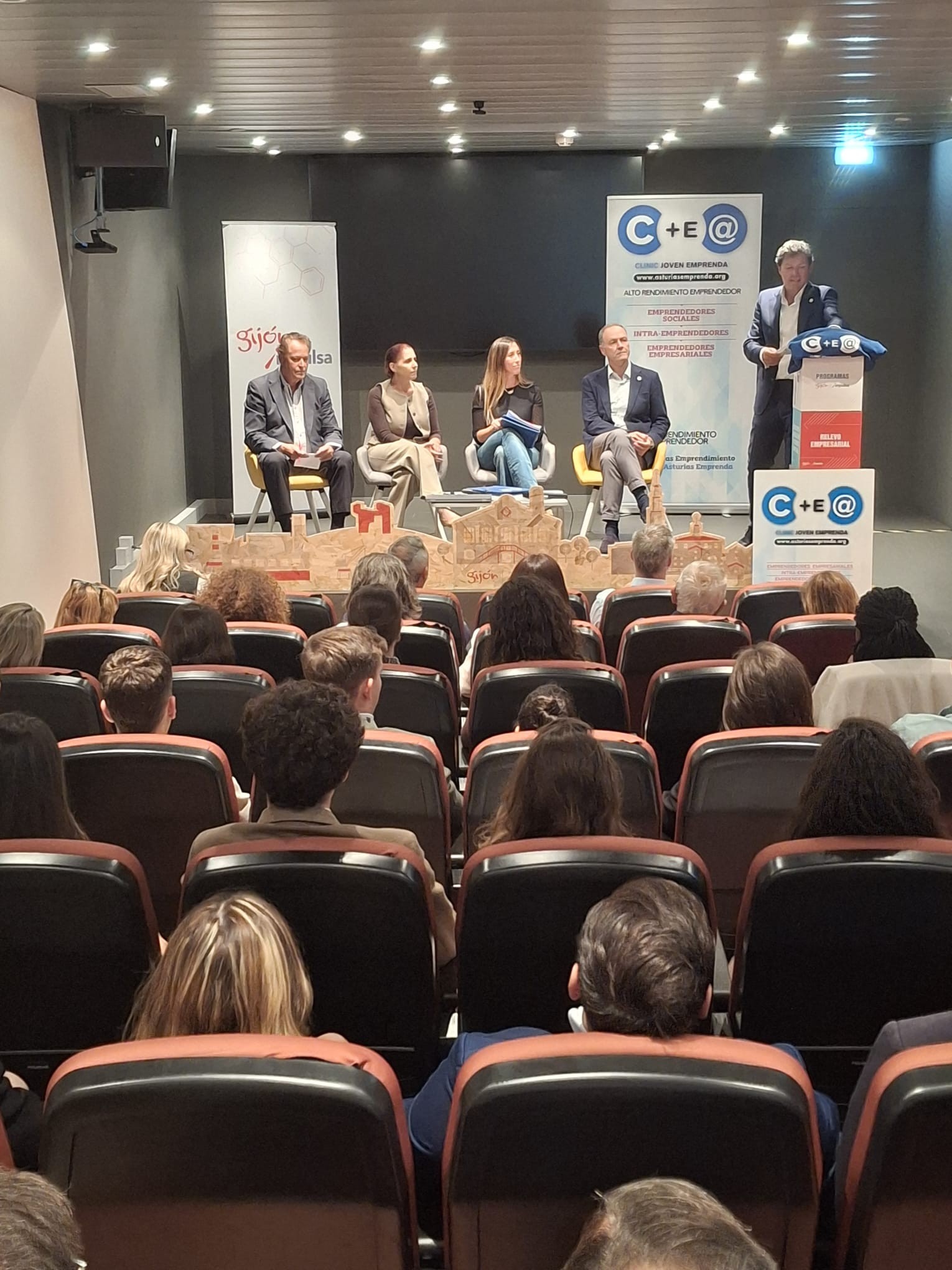 Asturias joven emprenda Clausura