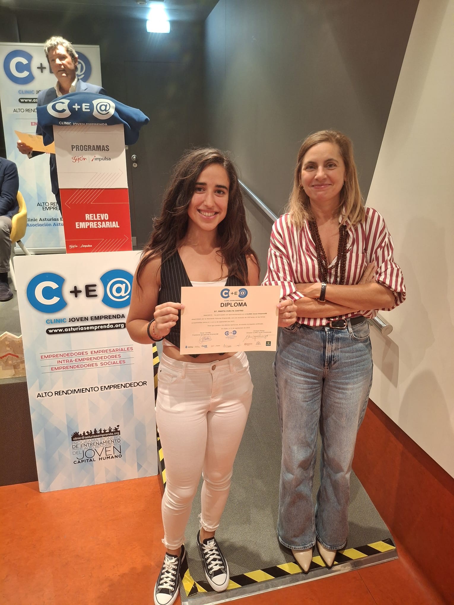 Asturias joven emprenda Diplomas