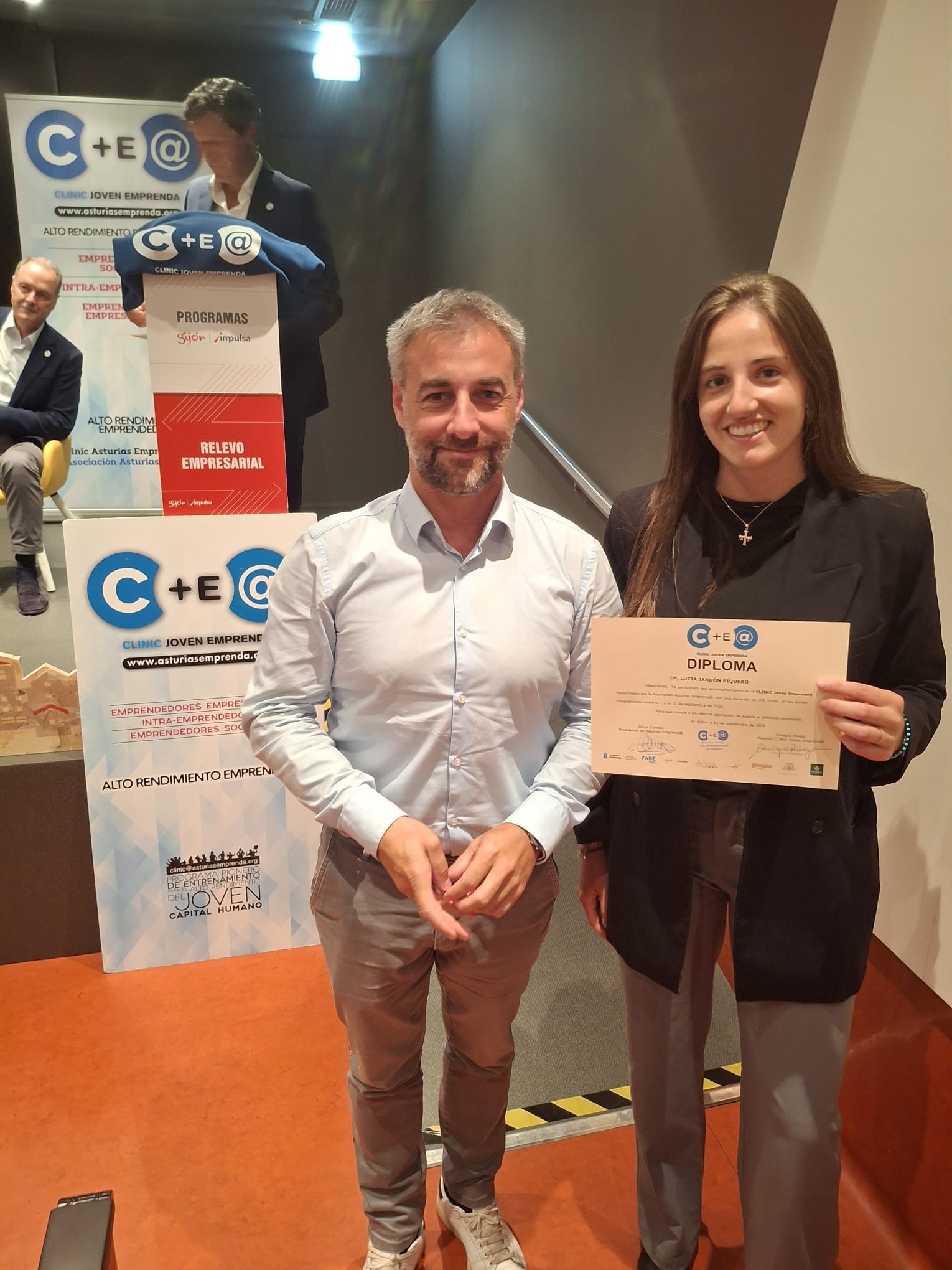 Asturias joven emprenda Diplomas